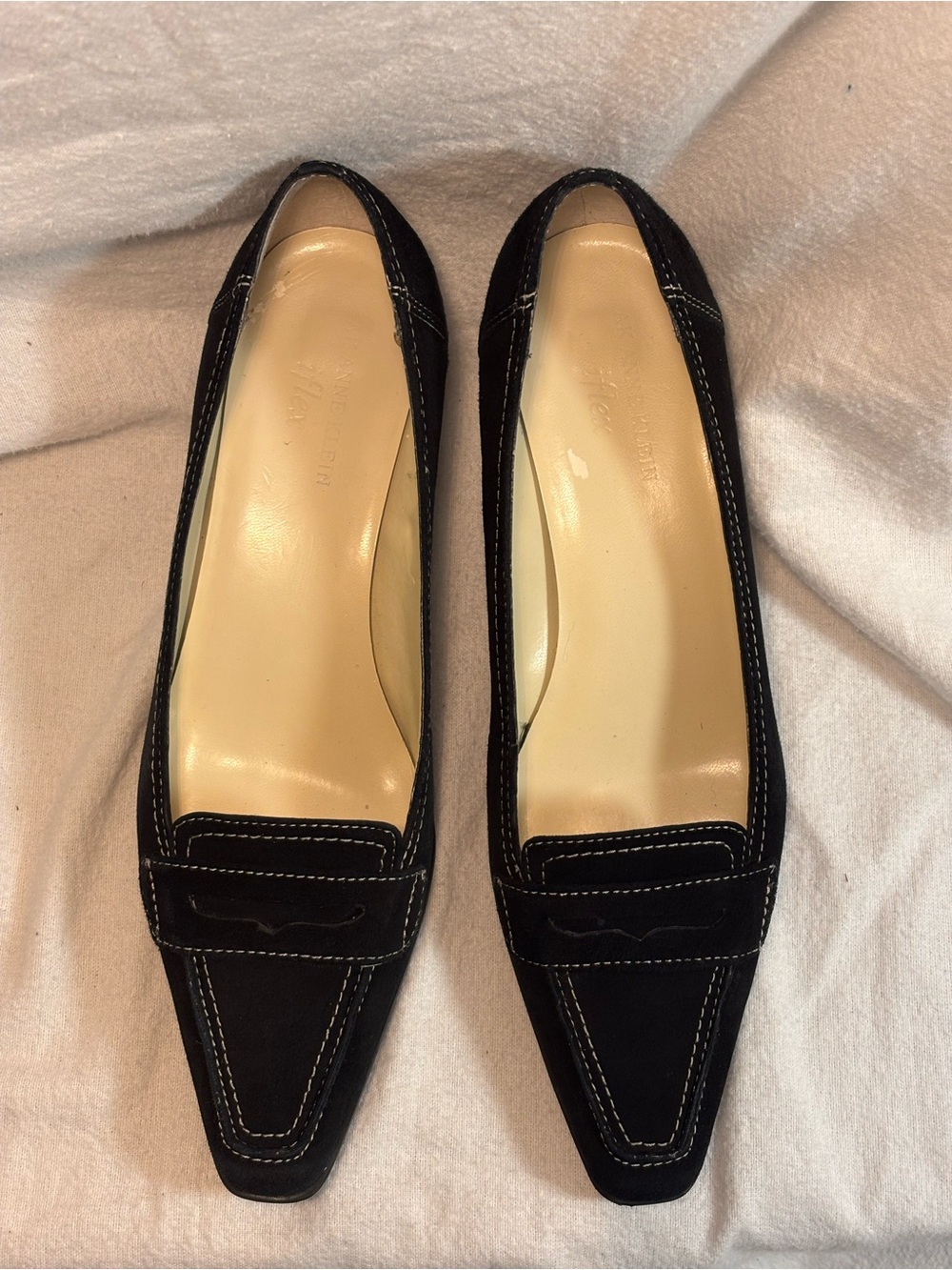 AK Anne Klein iFlex Amarin Black Suede Loafer Kitten Heels 7.5